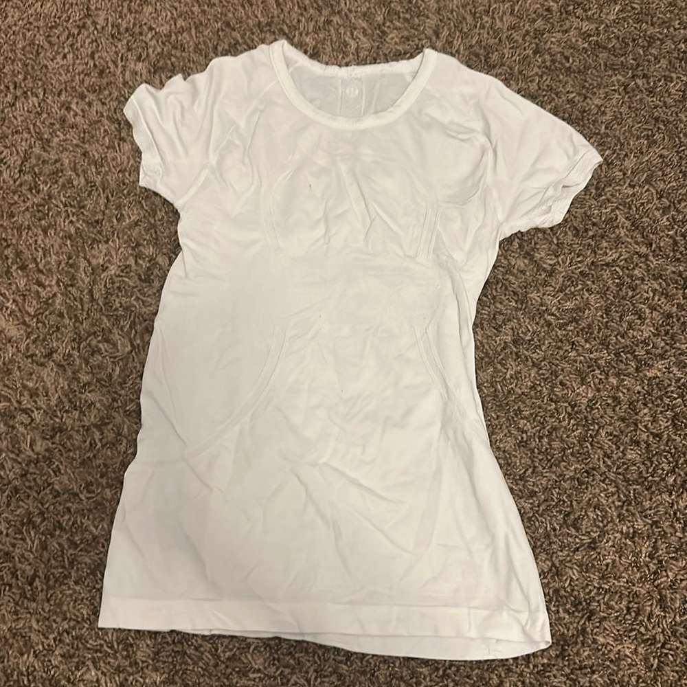 Lululemon shirt